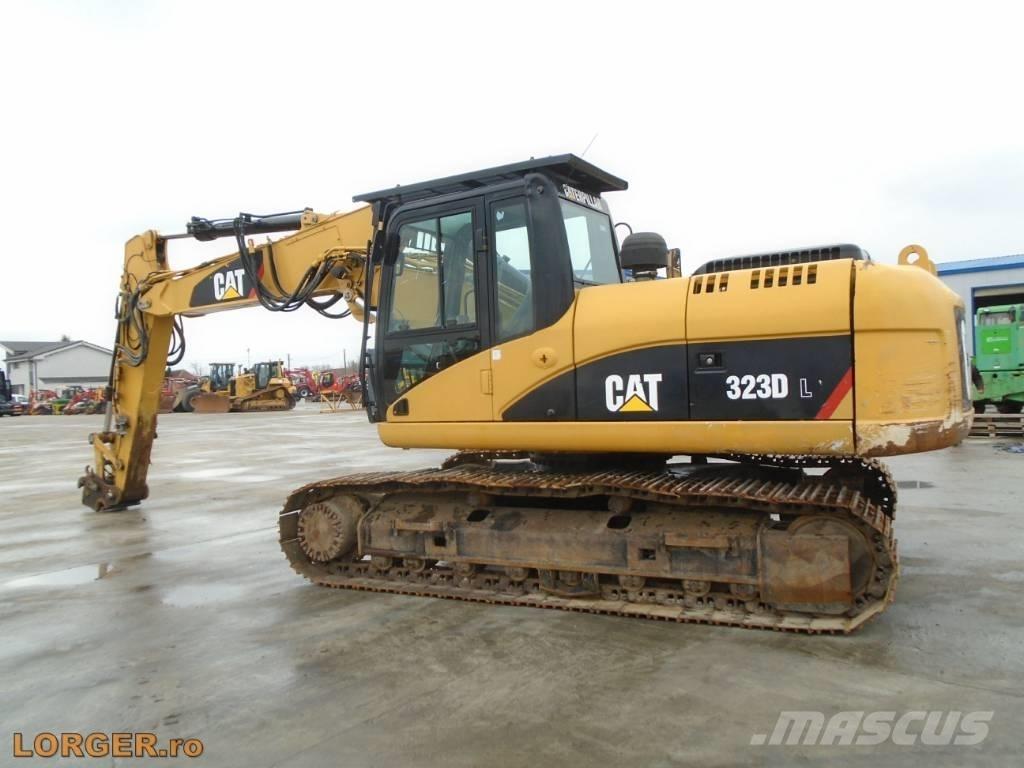 CAT 323 D Escavadoras de rastos