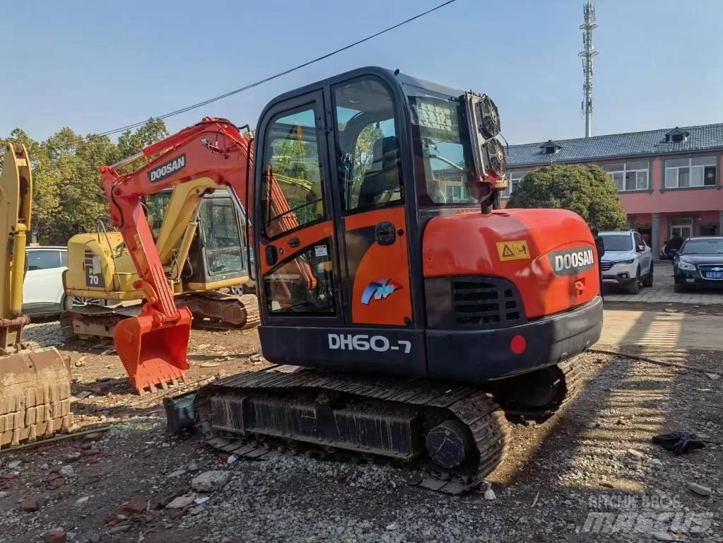 Doosan DH 60-7 Mini Escavadoras <7t