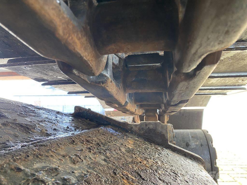 Hitachi ZX 180 LC-3 Escavadoras de rastos