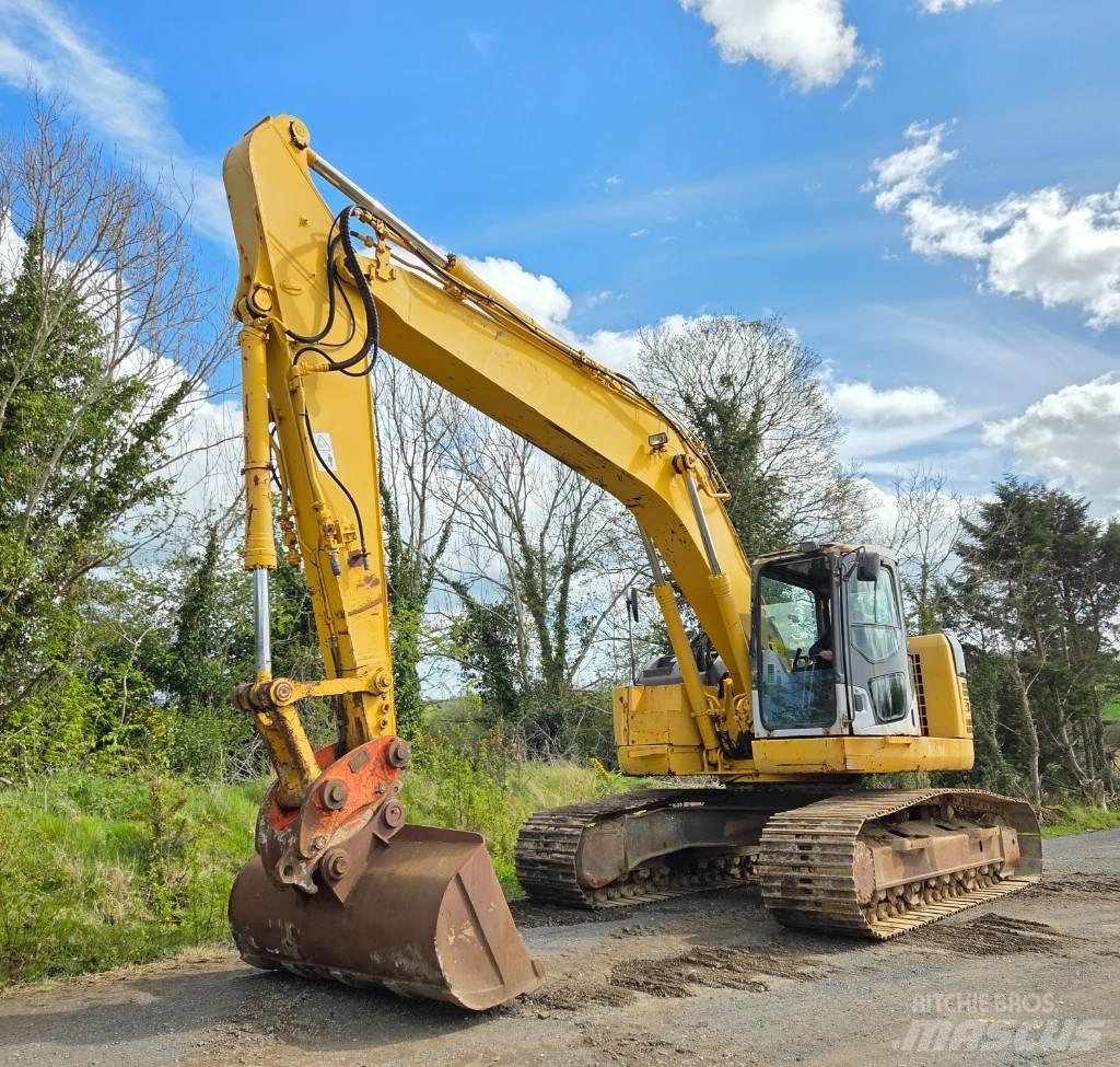 Komatsu PC 228 USLC Escavadoras de rastos