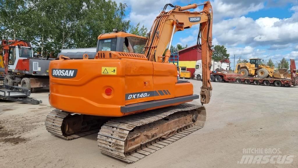 Doosan DX 140 LC-3 Escavadoras de rastos