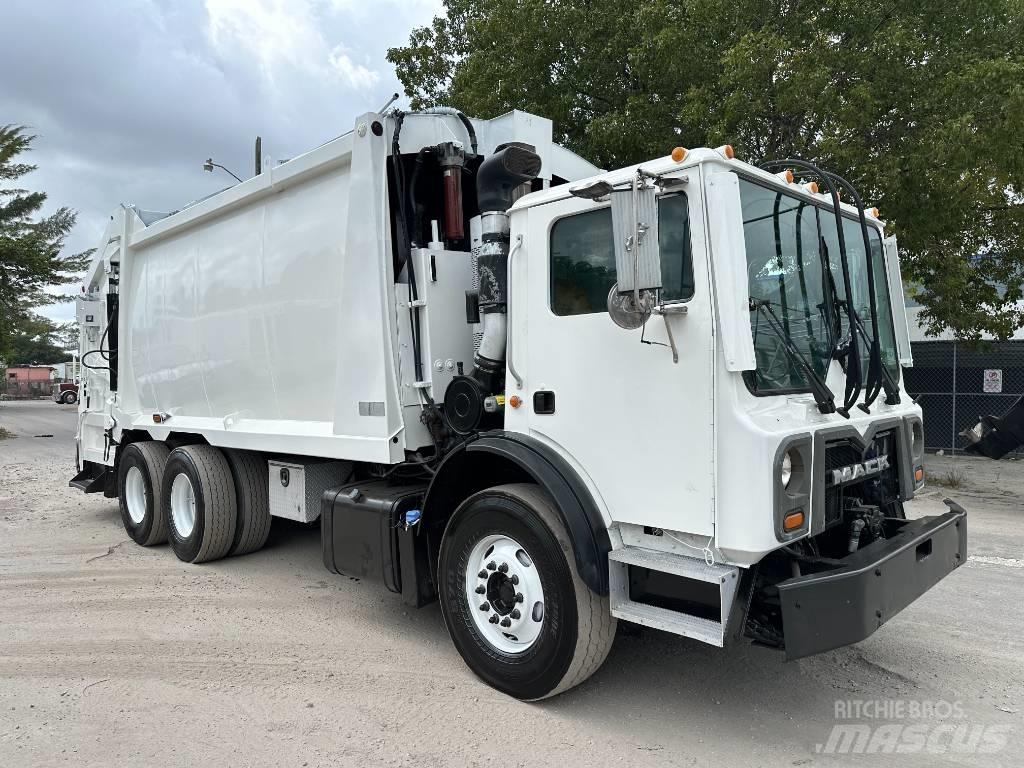 Mack MRU 613 Camiões de lixo