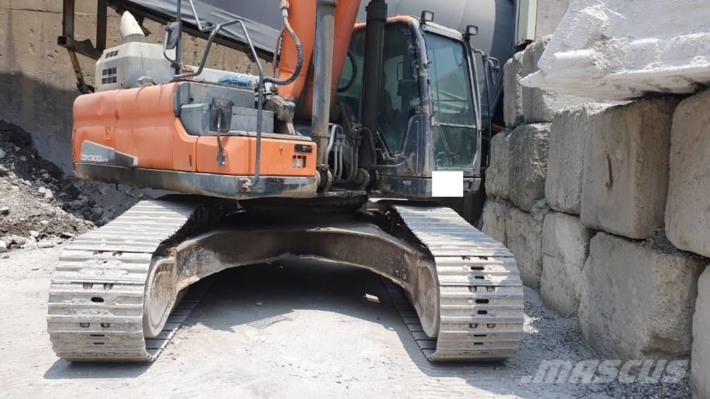 Doosan DX 300 LC-5 Escavadoras de rastos