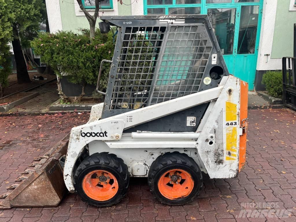 Bobcat 443    V-4129 Manipuladores telescópicos