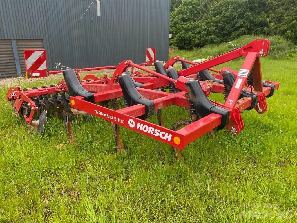 Horsch Terrano 3 FX Cultivadoras