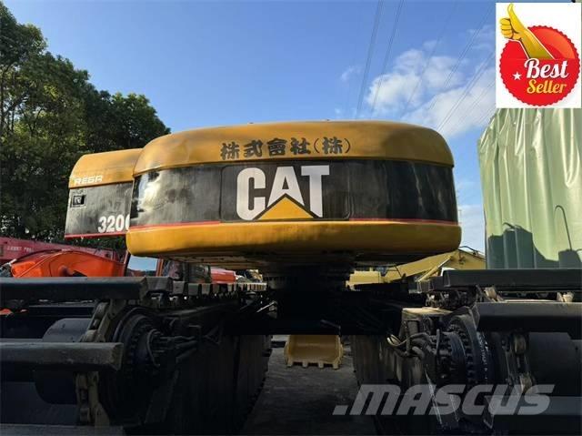CAT 320 C Escavadoras anfíbias