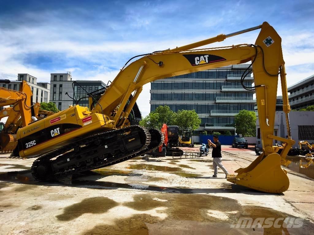 CAT 325 C Escavadoras de rastos