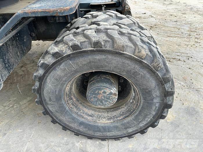 Hyundai HW140 Escavadoras de rodas