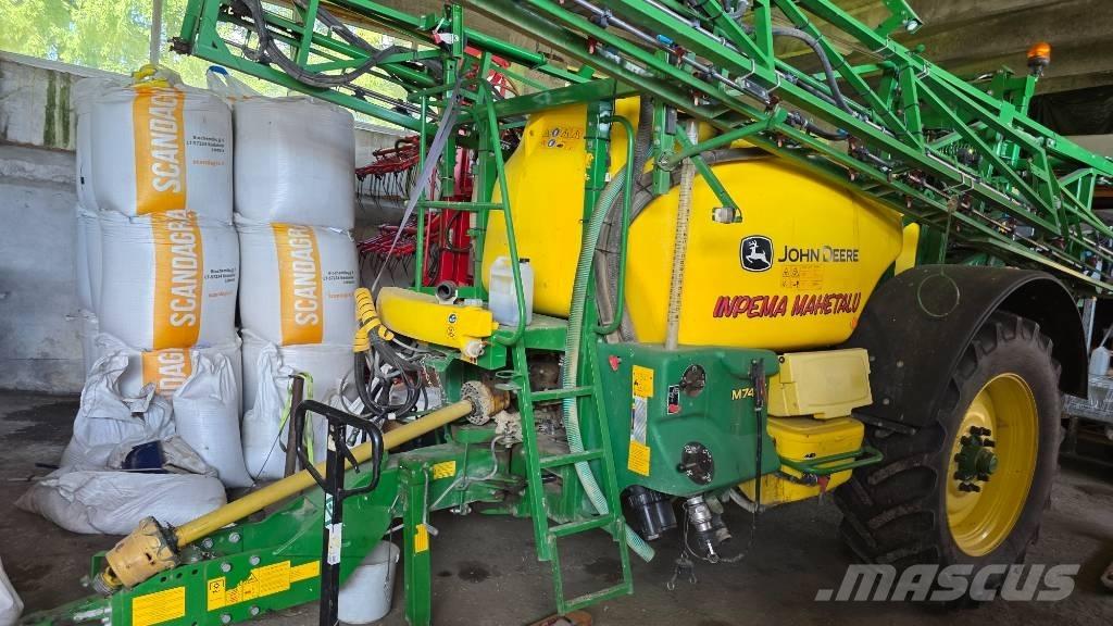 John Deere M 740 i Pulverizadores rebocados