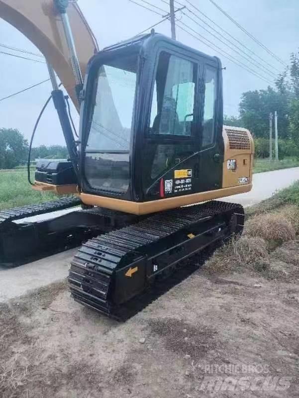 CAT 313 D2 GC Escavadoras de rastos