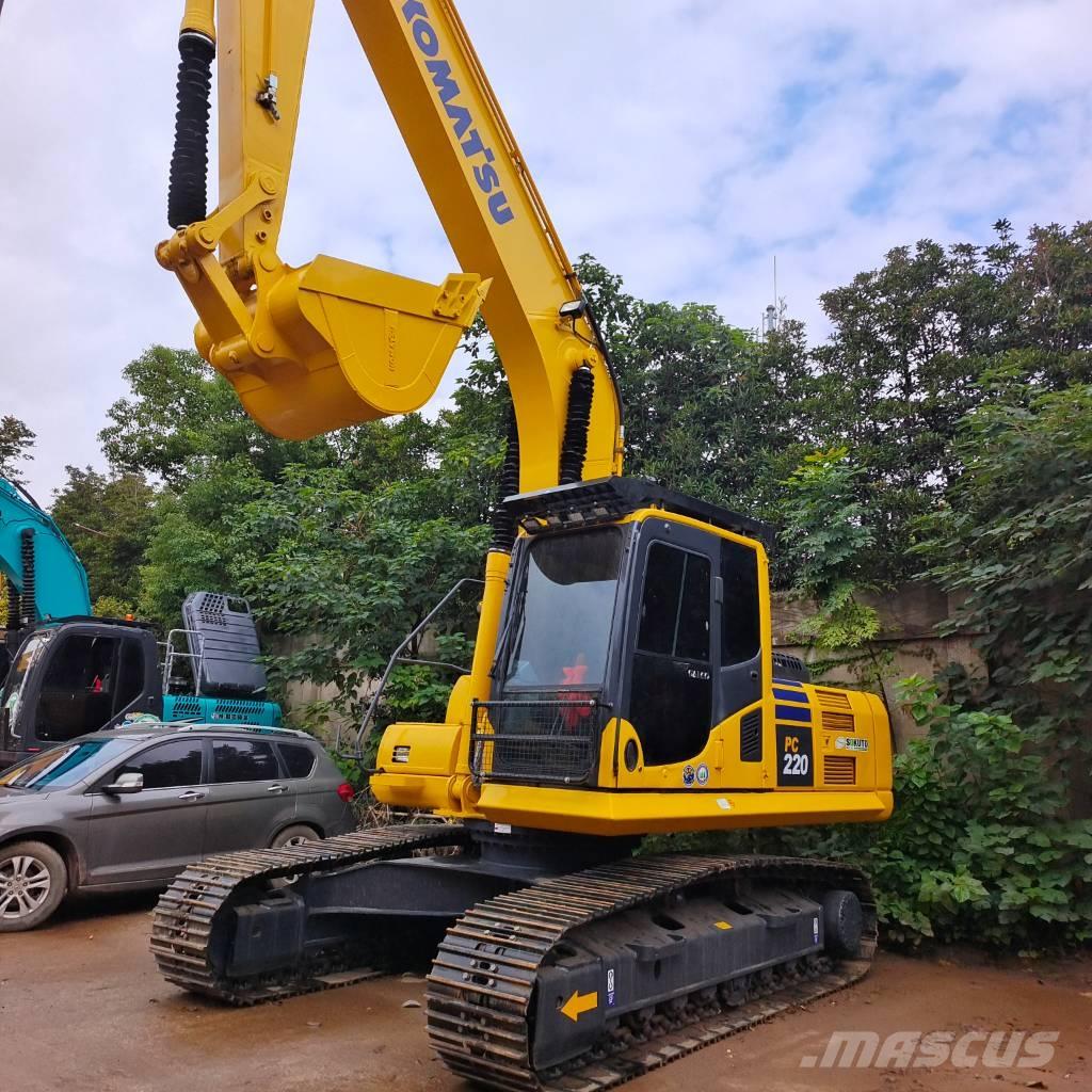 Komatsu PC 220-8 Escavadoras de rastos