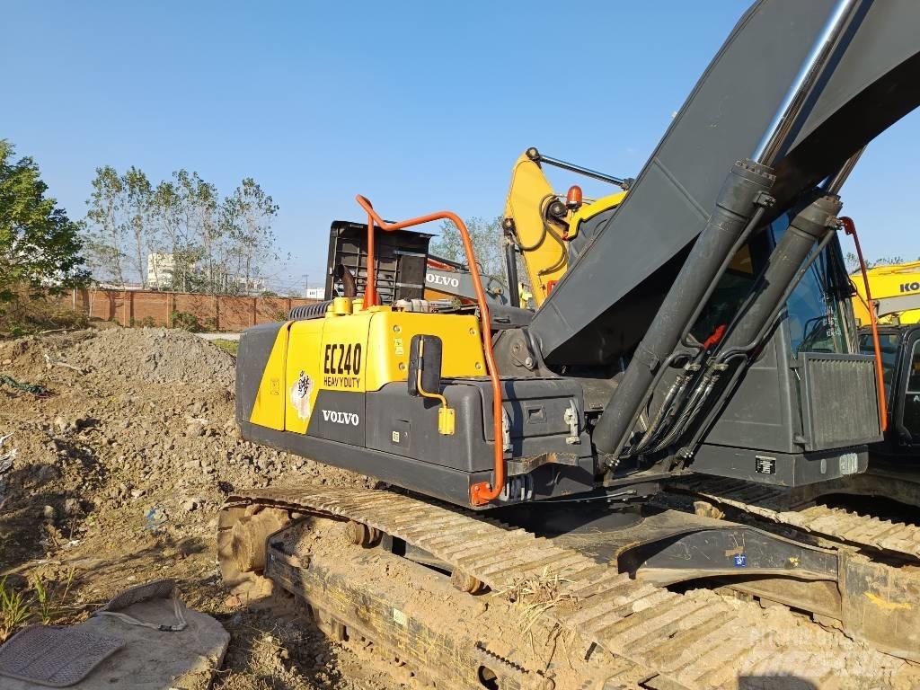 Volvo EC 240 Escavadoras de rastos