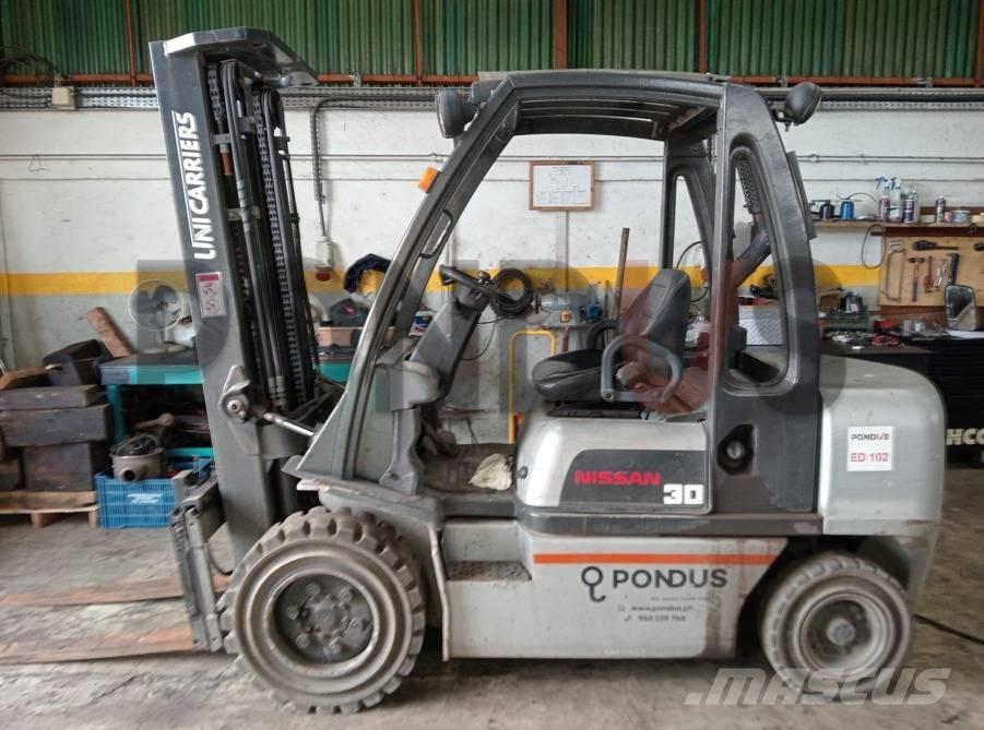 Nissan FGD02A30Q Empilhadores Elevadores