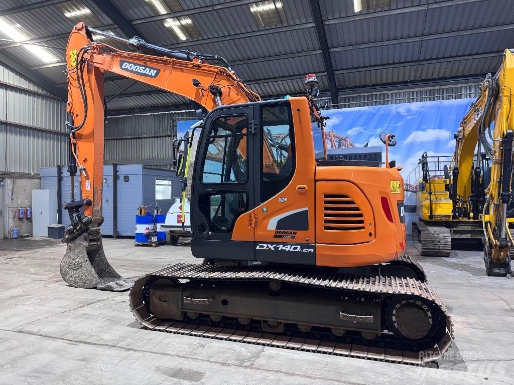 Doosan DX 140 LCR-5 Escavadoras de rastos