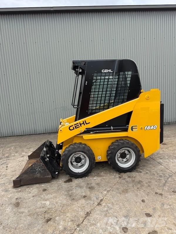 Gehl 1640 Carregadoras de direcção deslizante