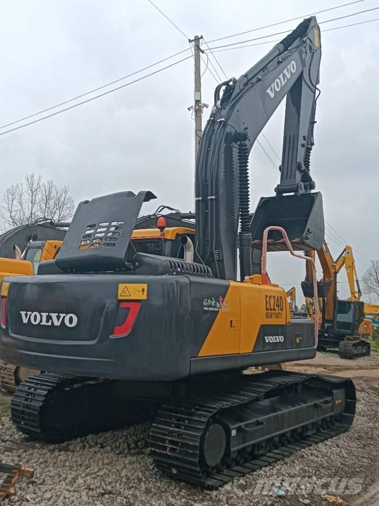 Volvo EC 240 Escavadoras de rastos