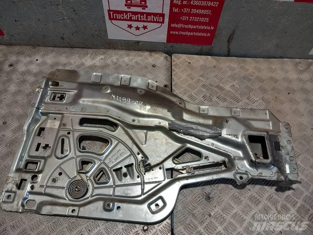 MAN TGM  81626456035 Cabines e interior