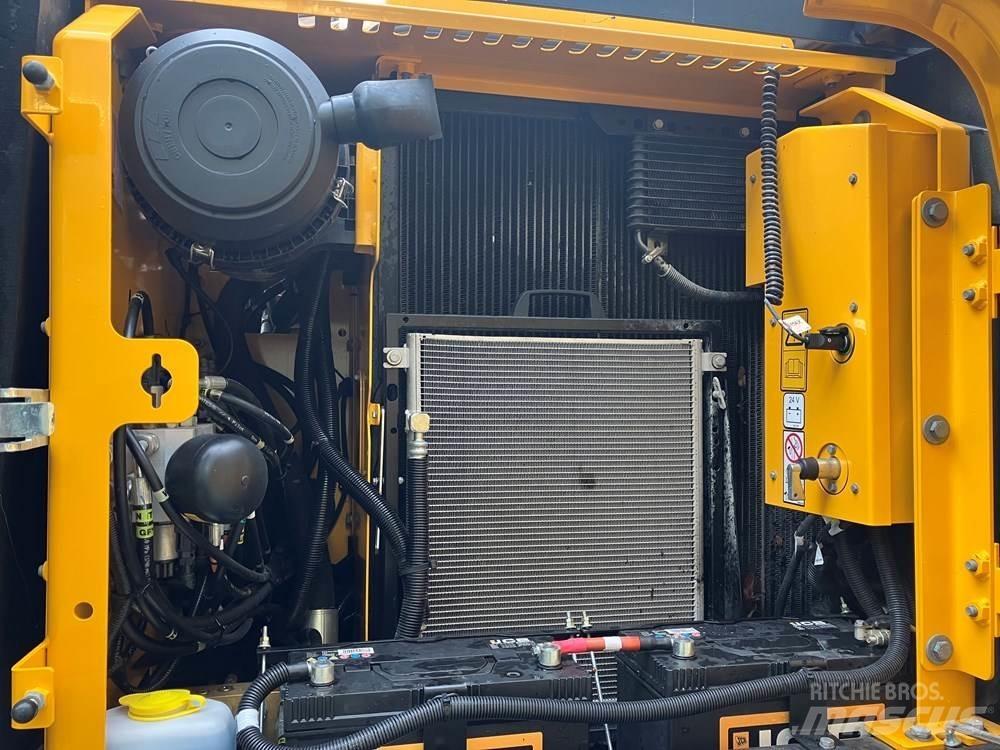 JCB JS145W Escavadoras de rodas