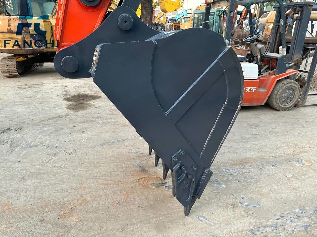 Doosan DX 225 LC Escavadoras de rastos