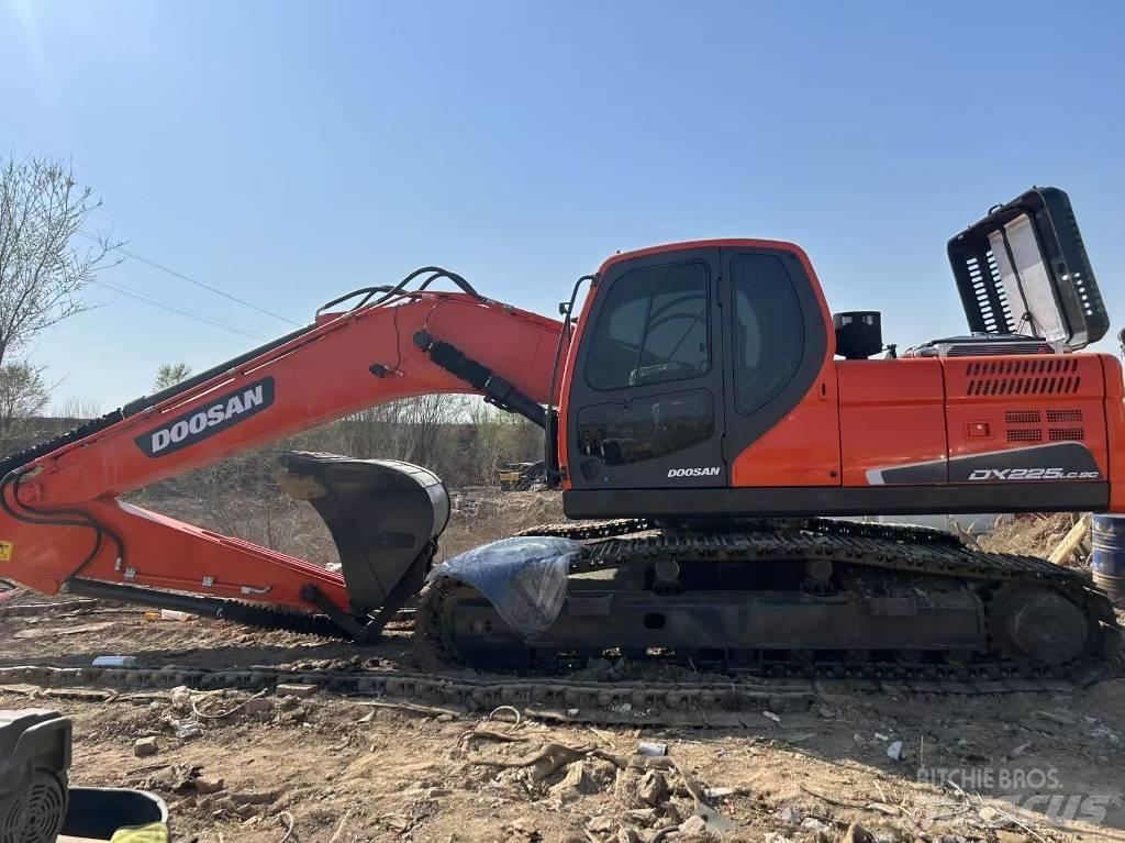 Doosan DX225LC-9C Escavadoras de rastos