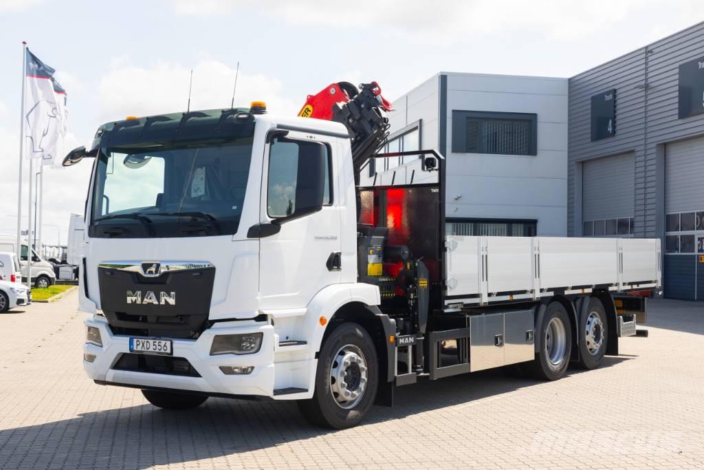MAN TGM 26.320 6x2-4 Camiões grua