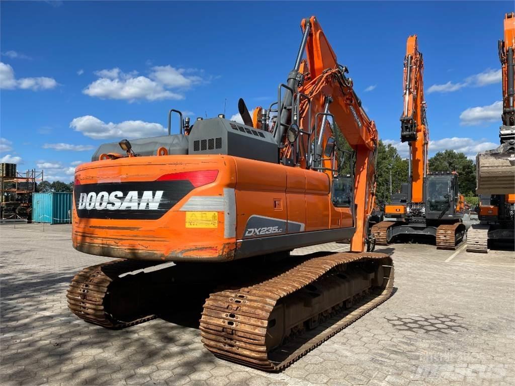 Doosan DX235LC-5 Escavadoras de rastos