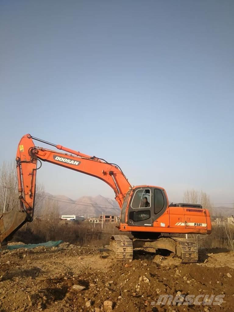 Doosan dx225 Escavadoras de rastos
