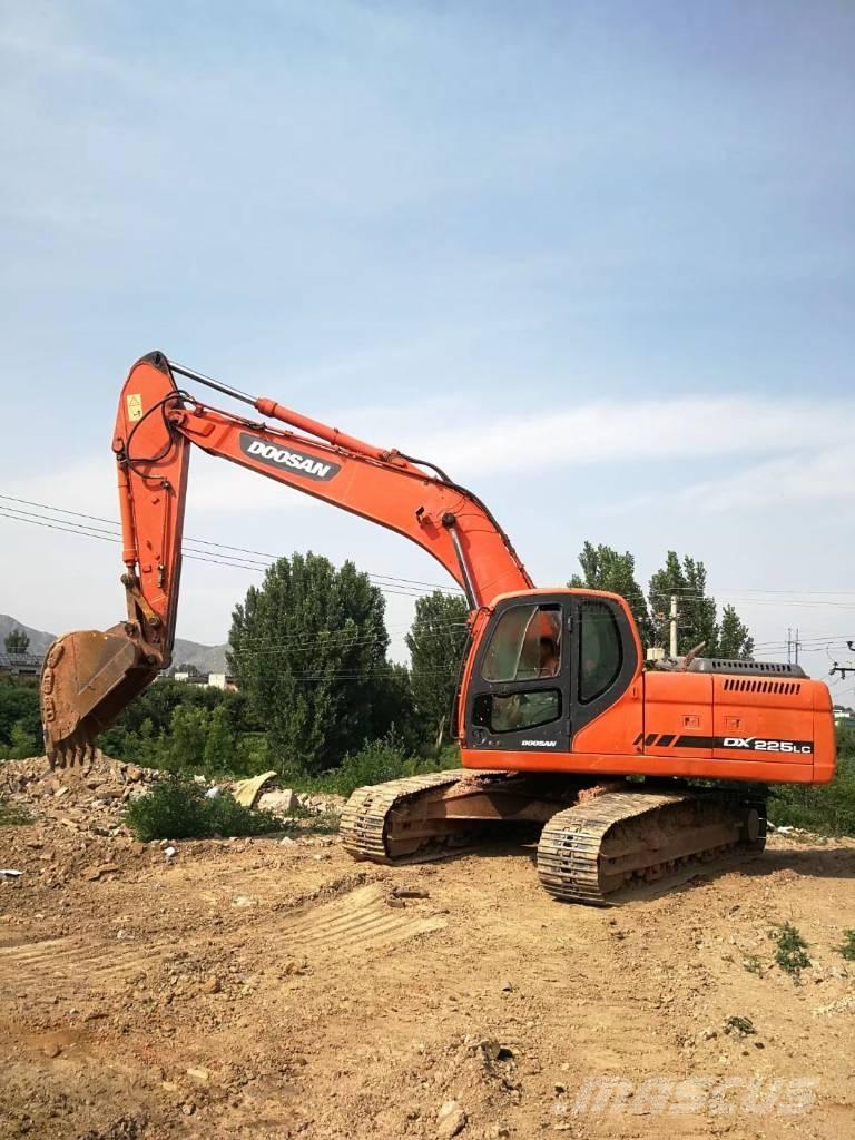Doosan dx225 Escavadoras de rastos