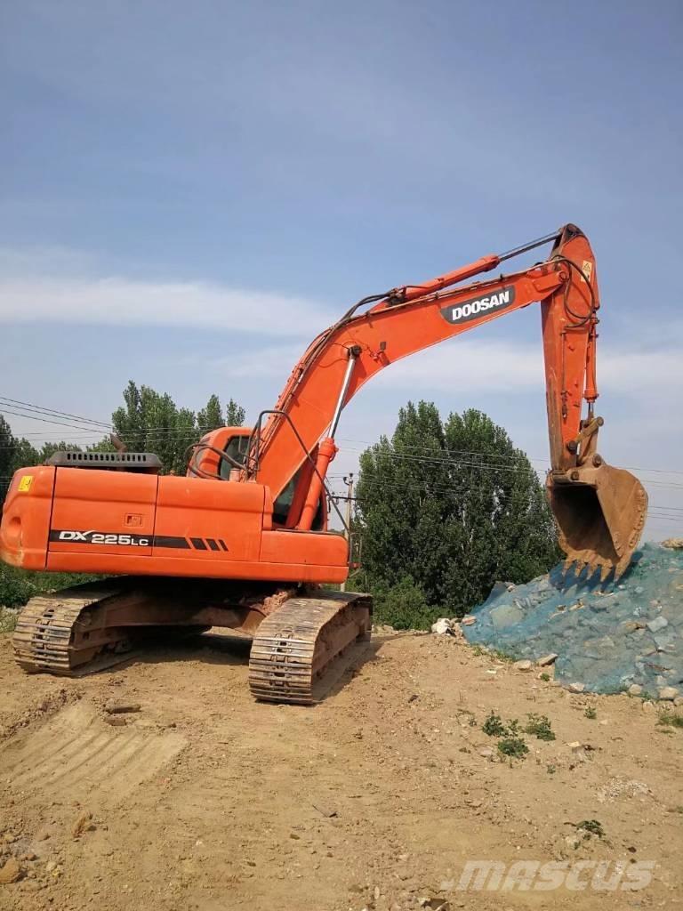 Doosan dx225 Escavadoras de rastos