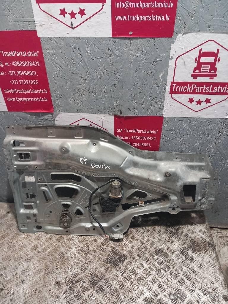 MAN TGA  81626456035 Cabines e interior