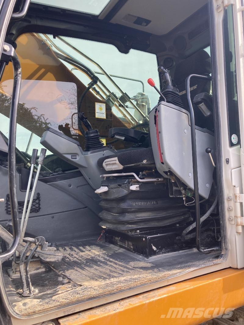 Liebherr R926 Escavadoras de rastos