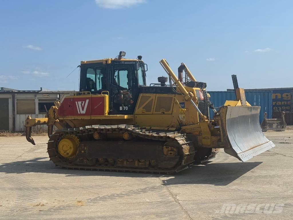 Komatsu D 65 PX-18 Dozers - Tratores rastos