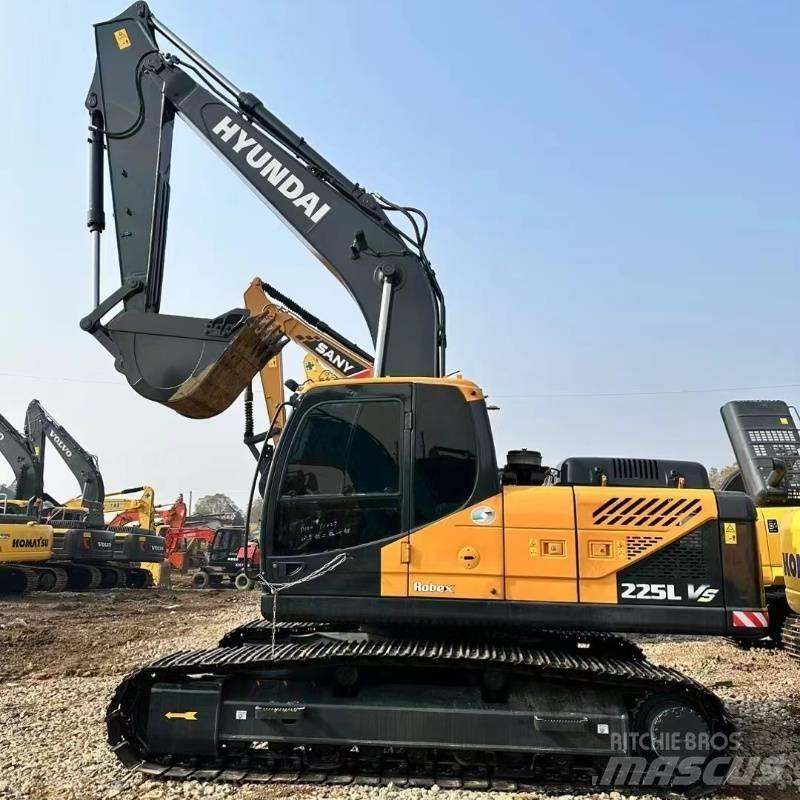 Hyundai R225 Escavadoras de rastos