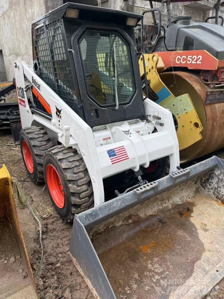 Bobcat S 130 Carregadoras de direcção deslizante