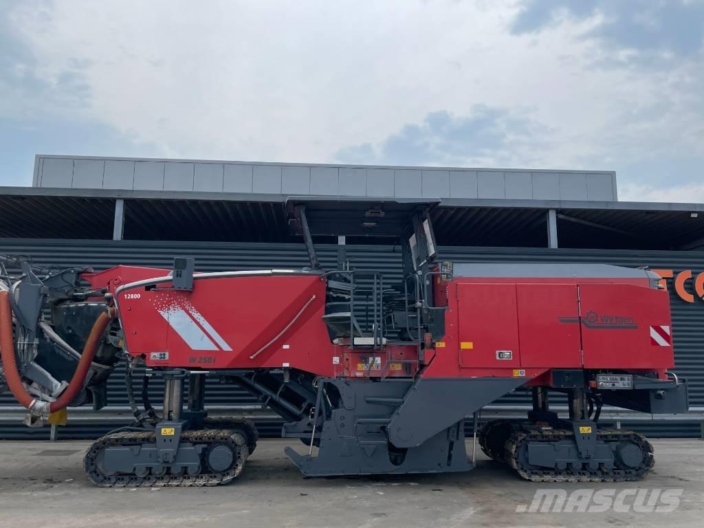 Wirtgen W 250 Fresadoras de asfalto