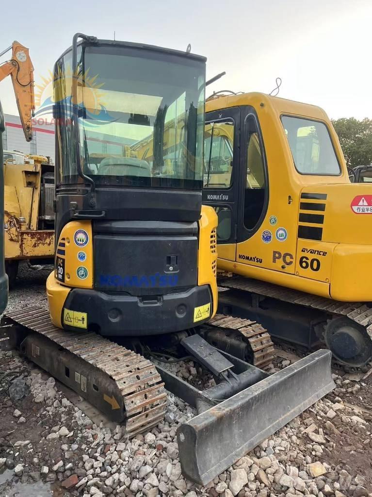 Komatsu PC 30 MR Mini Escavadoras <7t