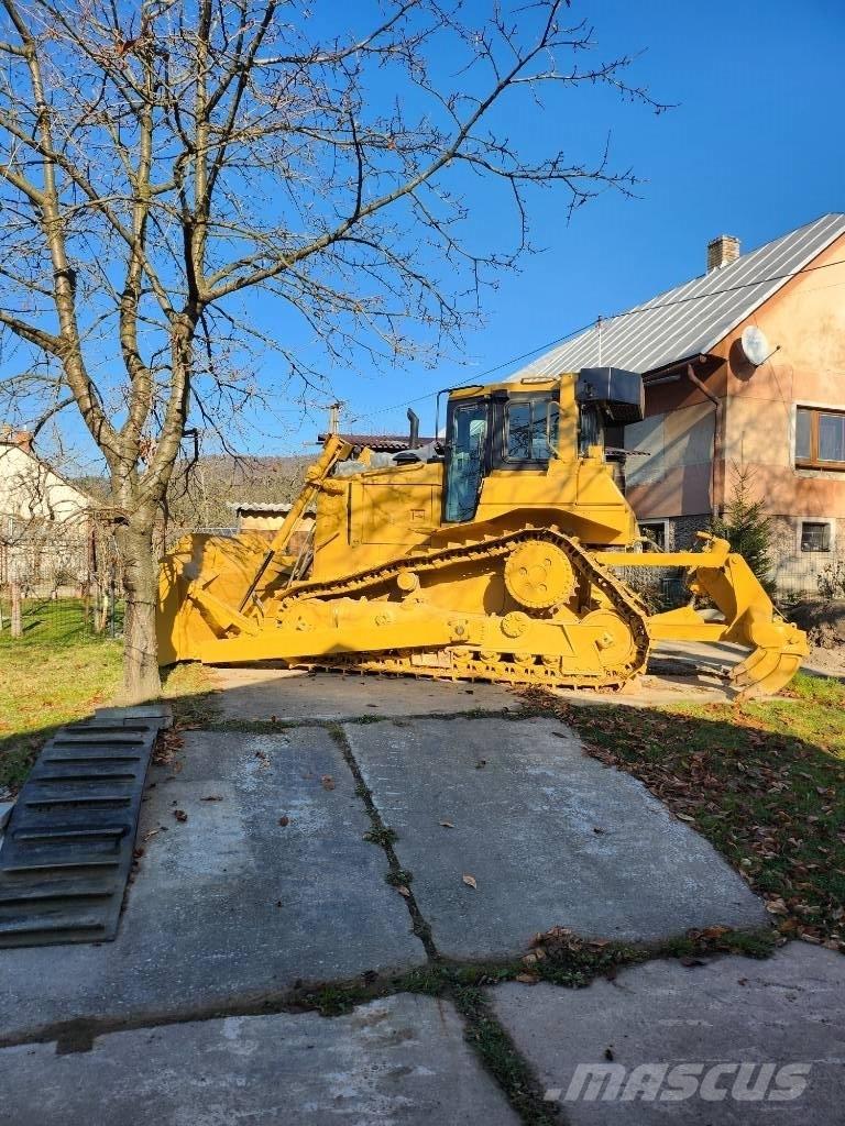 CAT D 6 R II Dozers - Tratores rastos