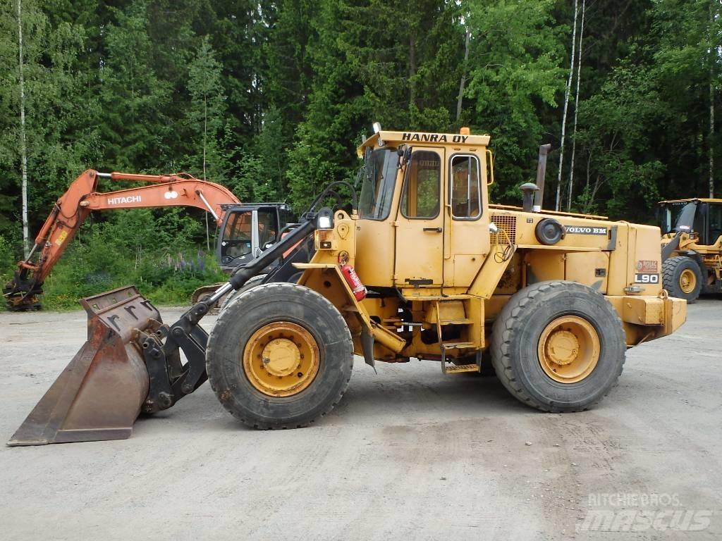 Volvo BM L 90 Pás carregadoras de rodas