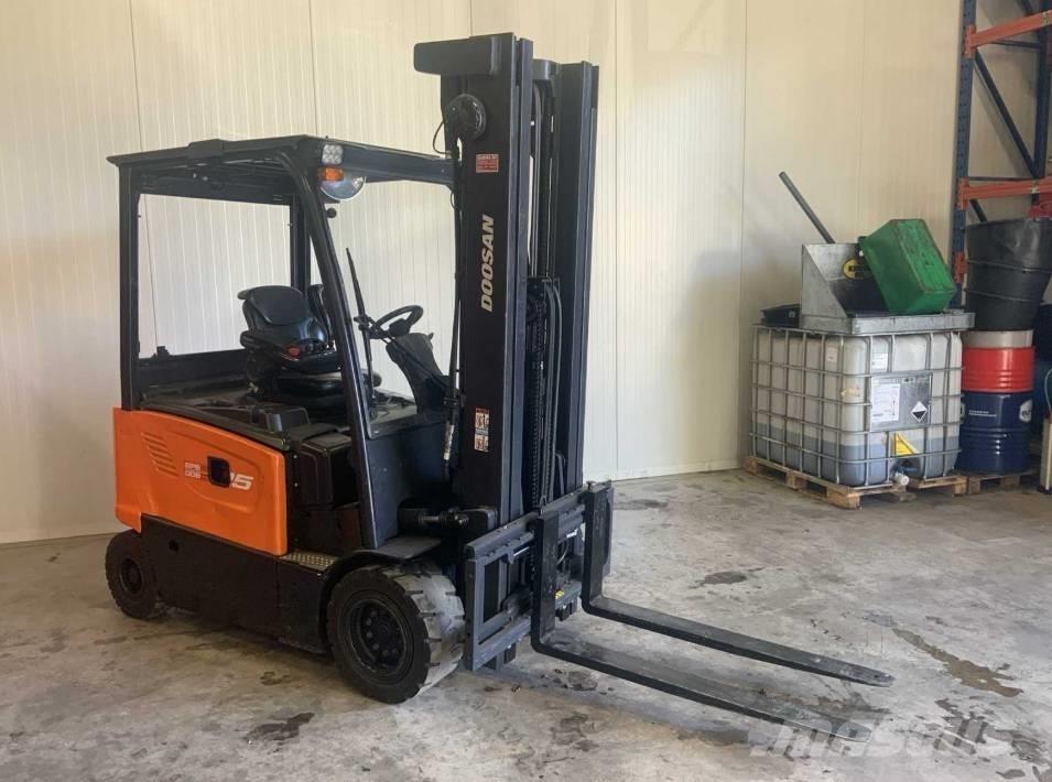 Doosan B 25 X-7 Empilhadores eléctricos