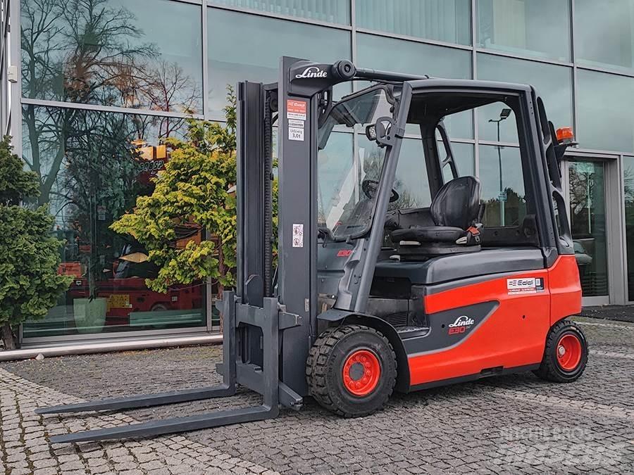Linde E30L-01 Empilhadores eléctricos