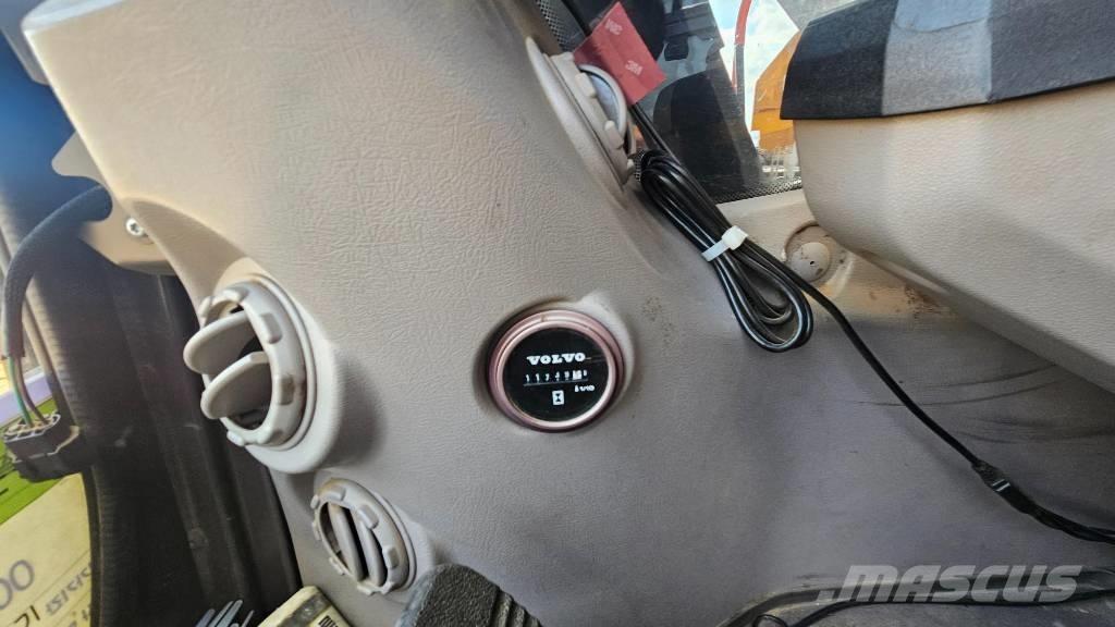 Volvo EW 205 D Escavadoras de rodas