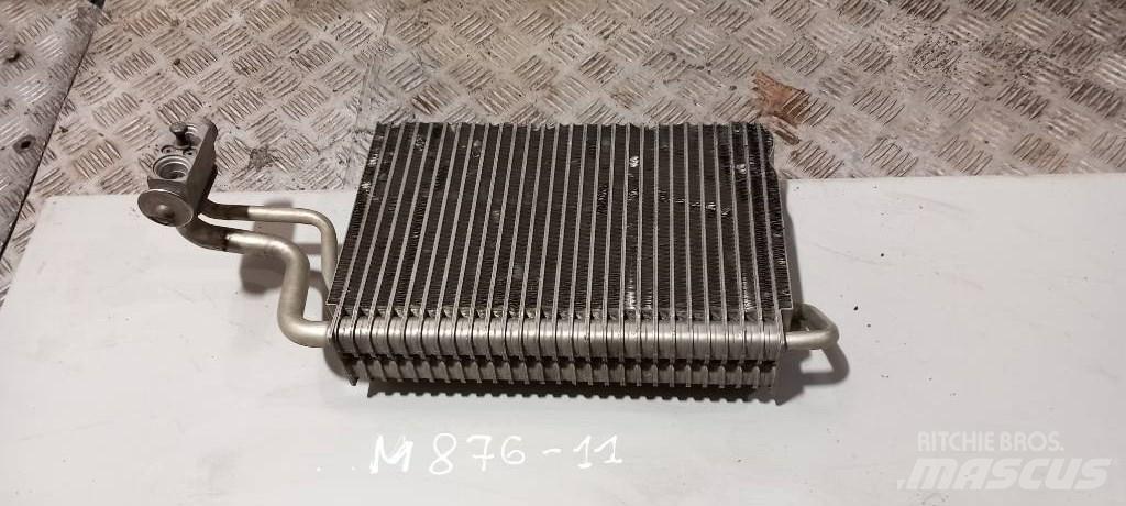 MAN TGL.     81619206036 Radiadores camiões e carrinhas