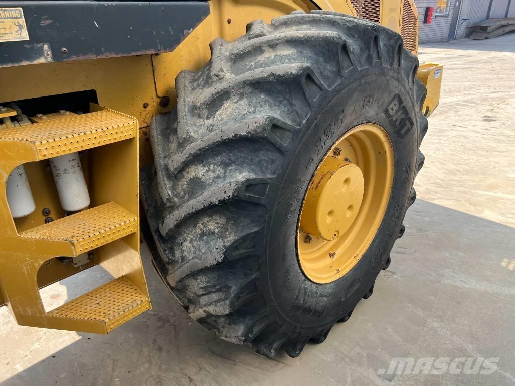 CAT CP76 Cilindros Compactadores monocilíndricos