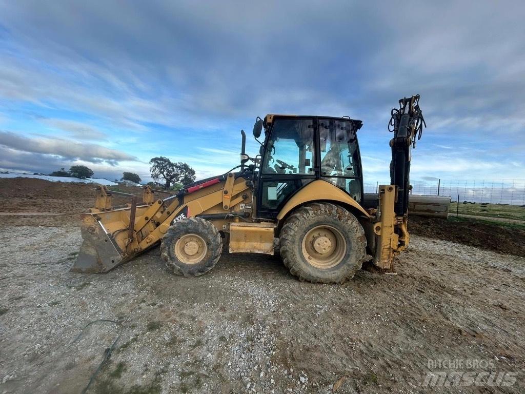 CAT 432 E Retroescavadoras