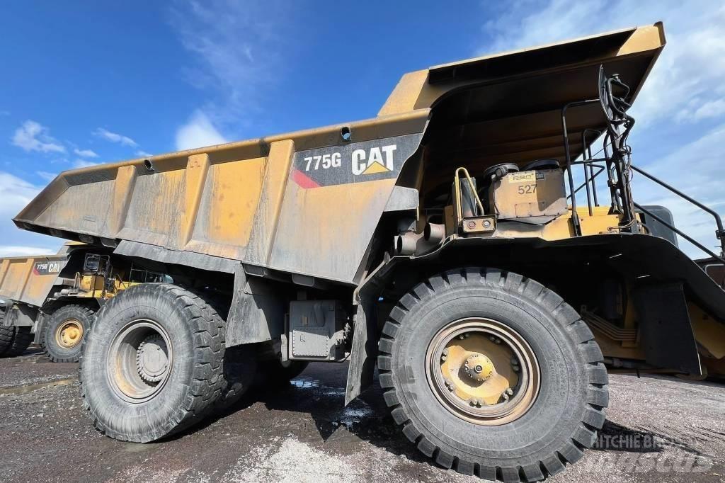 CAT 775 G Camiőes dumper basculantes rígidos