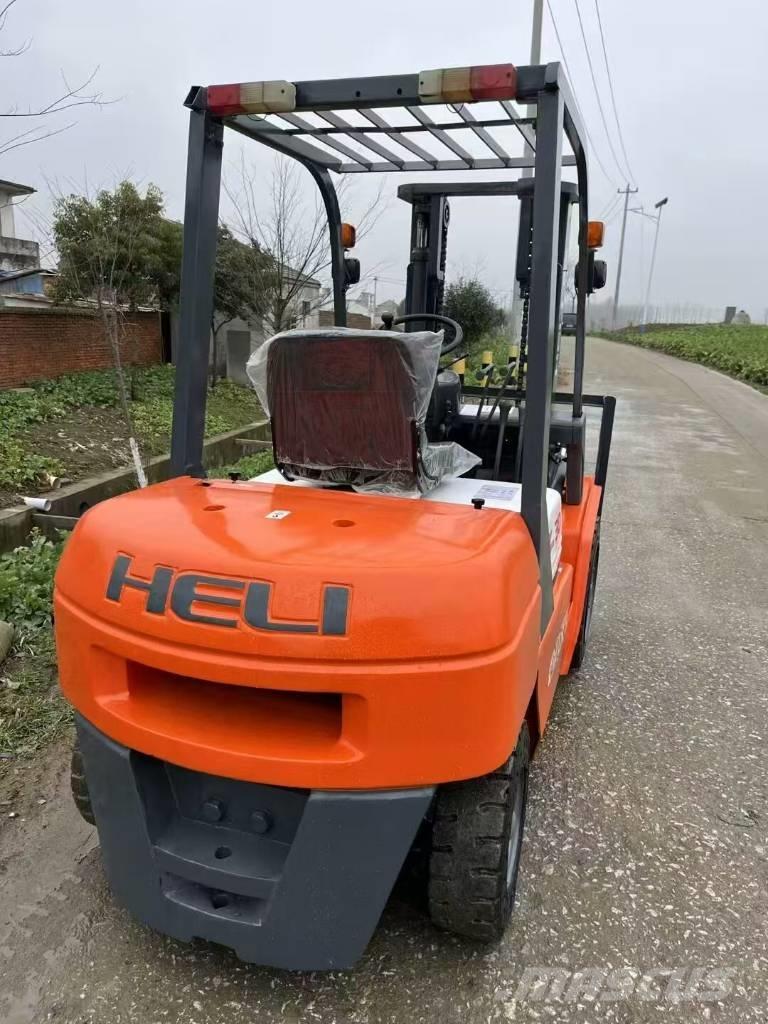 Heli 30 Manipuladores telescópicos