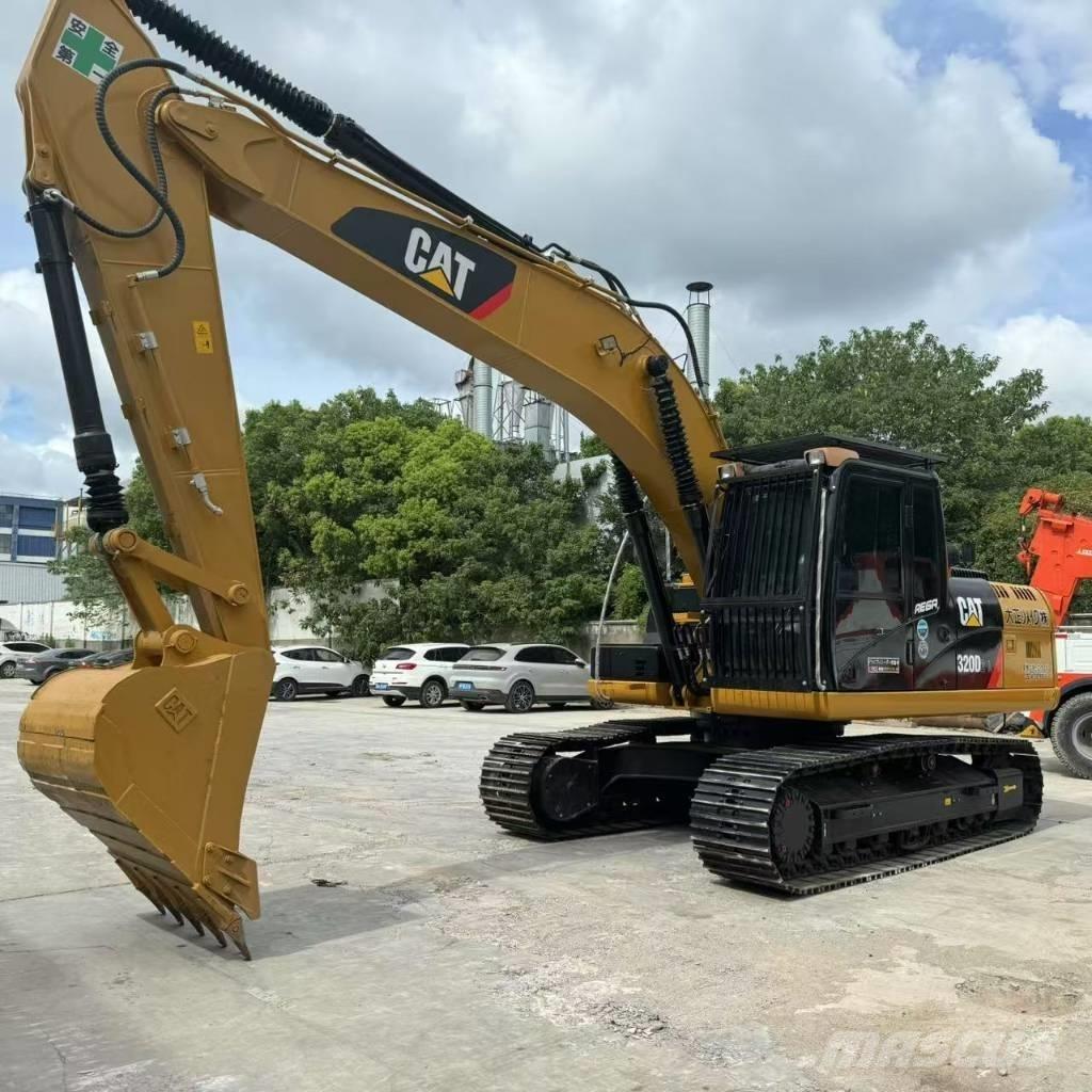 CAT 320D2 Escavadoras de rastos
