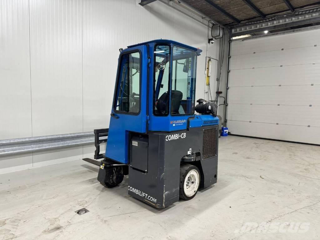 Combilift C3000CB Carregadores laterais