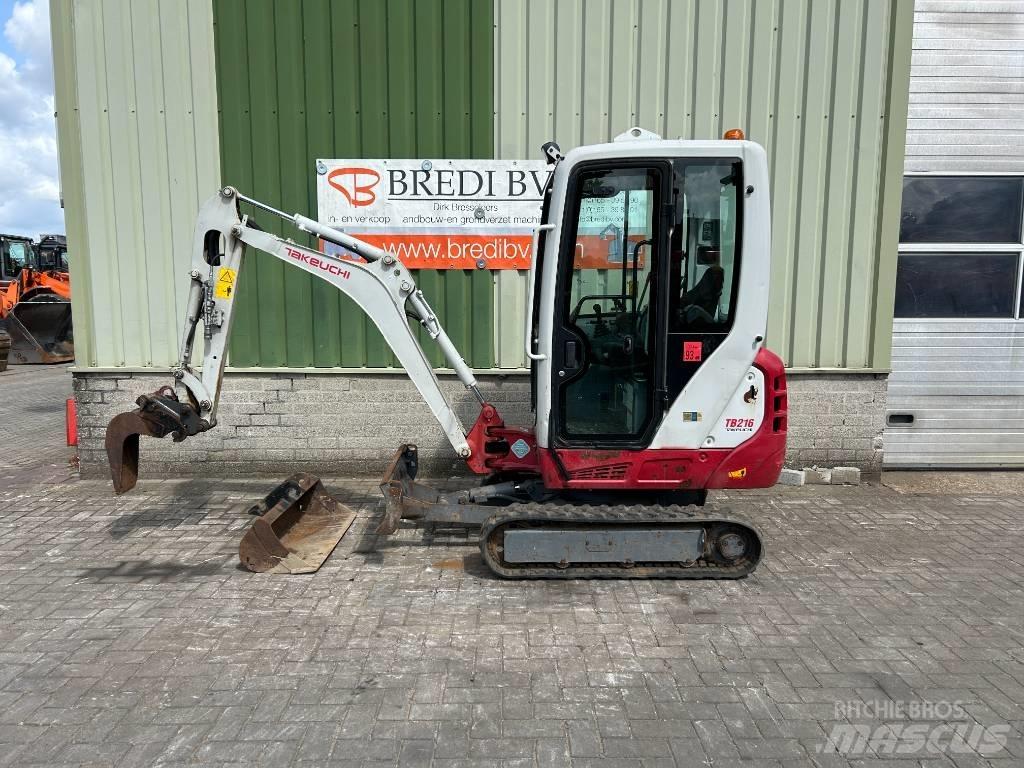 Takeuchi TB 216 Mini Escavadoras <7t