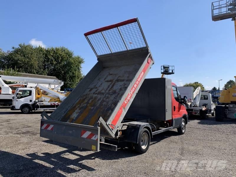 Iveco 35C12 - Tipper Camiões basculantes